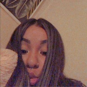 Meet your Posher, Gabrielle